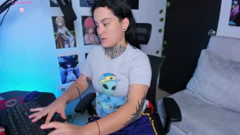 LEEP  online show from November 10, 1:48 am