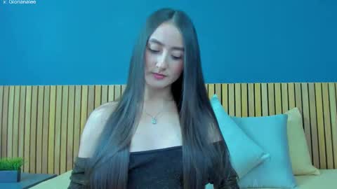 Gloriana online show from February 16, 2:35 pm