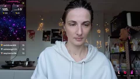 Goddess Aurora online show from November 21, 8:13 am