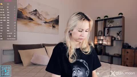 Rina online show from December 4, 8:17 pm