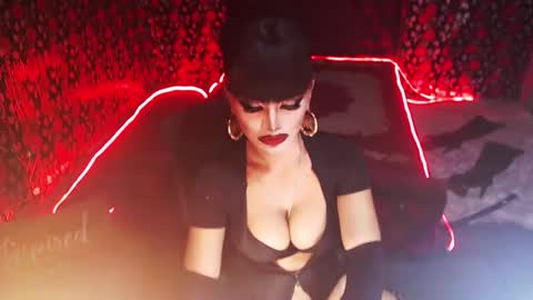 Snapshot of _hailyourqueenx chatting on December 22, 4:17 am GoDDess  Chloe online show from December 22, 4:17 am