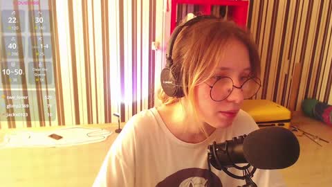 Hannaolotl online show from January 5, 11:59 am