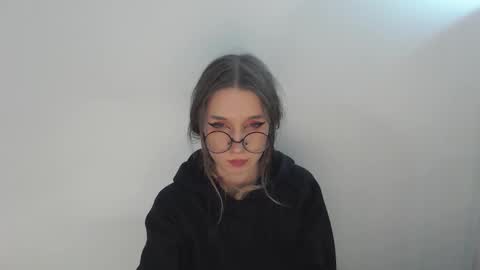 Hannaolotl online show from December 19, 12:12 pm