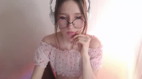 Snapshot of _hanna_moon_ chatting on May 6, 11:37 am Hannaolotl online show from May 6, 11:37 am