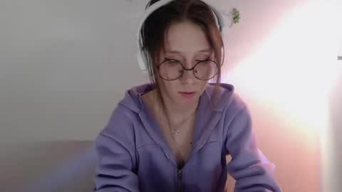 Snapshot of _hanna_moon_ chatting on May 18, 1:17 pm Hannaolotl online show from May 18, 1:17 pm