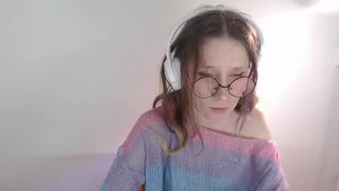 Snapshot of _hanna_moon_ chatting on May 22, 8:21 am Hannaolotl online show from May 22, 8:21 am