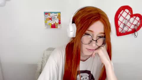Snapshot of _hanna_moon_ chatting on June 27, 9:58 am Hannaolotl online show from June 27, 9:58 am
