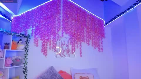 Hanna Botero online show from November 28, 5:26 pm