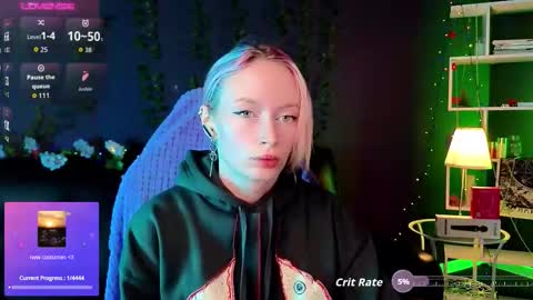 Snapshot of _helencarter chatting on September 28, 8:36 pm Helen Carter 3 Next stream 2330 MSC online show from September 28, 8:36 pm