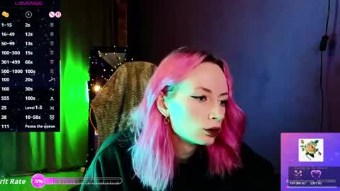Snapshot of _helencarter chatting on May 26, 8:38 pm Helen Carter 3 Next stream 2330 MSC online show from May 26, 8:38 pm