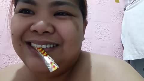 _hershey003 online show from October 31, 5:36 pm