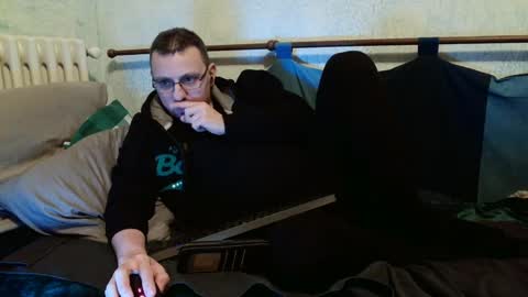 Snapshot of _horny___boy_ chatting on December 28, 9:30 pm Manuel online show from December 28, 9:30 pm