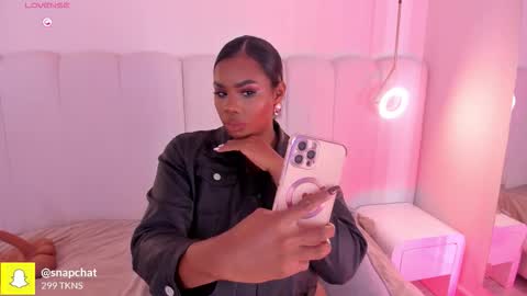 Darlis  online show from December 15, 7:29 pm