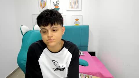 Snapshot of _ian_sweet chatting on December 2, 7:31 pm ian online show from December 2, 7:31 pm