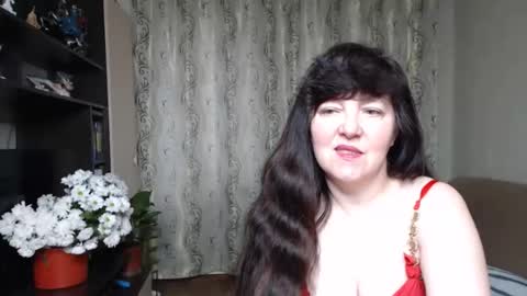 Snapshot of _illusion_ chatting on May 13, 10:34 am Illusion online show from May 13, 10:34 am