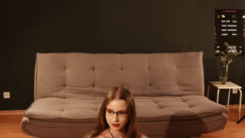 stefania stesha stef online show from May 15, 8:05 pm