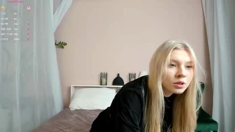 Daisy online show from November 21, 7:51 am