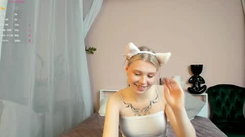 Daisy online show from November 22, 9:19 am