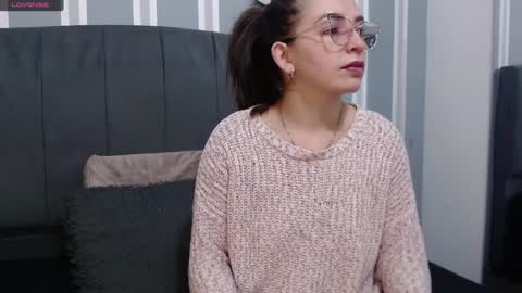 Isa online show from January 19, 11:23 am