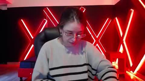 Isa online show from November 26, 3:57 pm