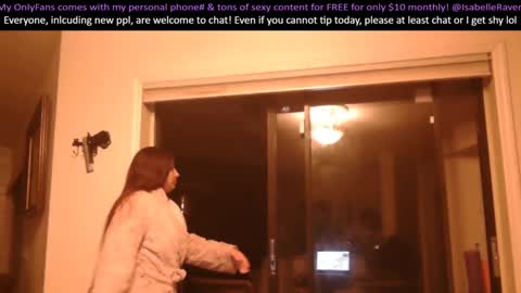 Snapshot of _isabelleraven chatting on January 11, 6:56 am IsabelleRaven online show from January 11, 6:56 am