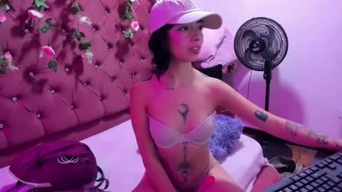  Ivy Luna online show from April 23, 7:16 pm