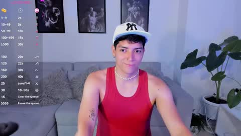 Snapshot of _jacobmiller__ chatting on February 20, 5:01 am J A C O B online show from February 20, 5:01 am