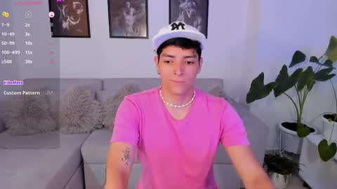 Snapshot of _jacobmiller__ chatting on February 26, 9:27 pm J A C O B online show from February 26, 9:27 pm