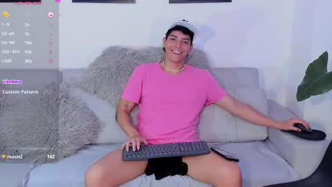 Snapshot of _jacobmiller__ chatting on February 27, 1:27 am J A C O B online show from February 27, 1:27 am