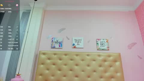 Snapshot of _jade_01 chatting on May 5, 12:35 pm J A D E online show from May 5, 12:35 pm
