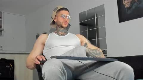 jeison online show from January 18, 12:24 am