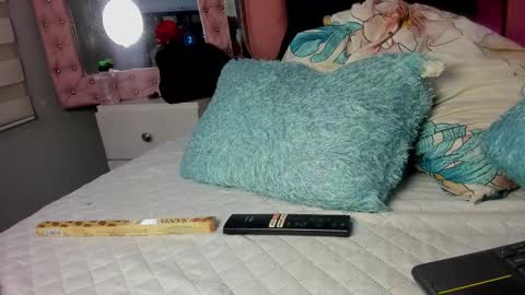 Jasmine online show from February 23, 1:30 pm