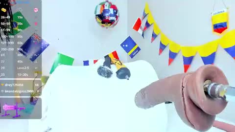 _jasminnee_ online show from June 26, 4:00 pm