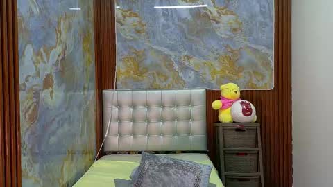 Snapshot of _jessi69_ chatting on May 3, 10:05 pm Jesica online show from May 3, 10:05 pm