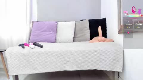    online show from January 11, 5:40 pm