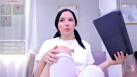    online show from April 27, 7:34 pm