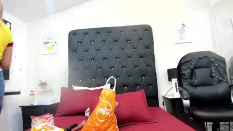 _johnson_alana online show from June 24, 12:53 am