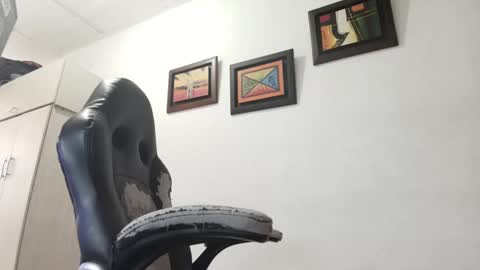 jordan online show from October 3, 8:50 pm