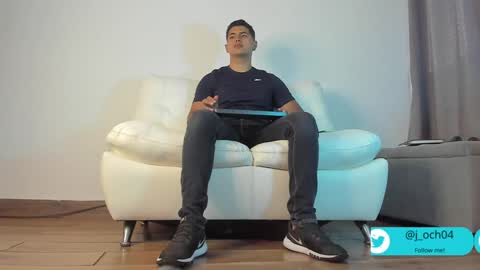 _juanes__ online show from January 12, 8:14 pm