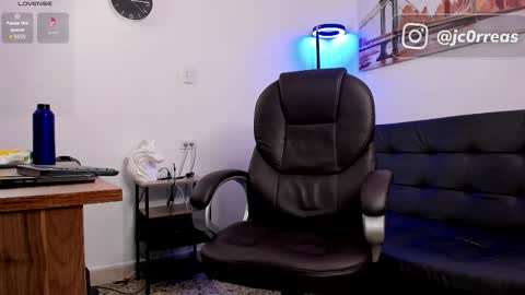 _juanes__ online show from October 22, 8:08 pm