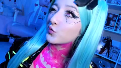 JULIANA online show from February 9, 1:46 pm