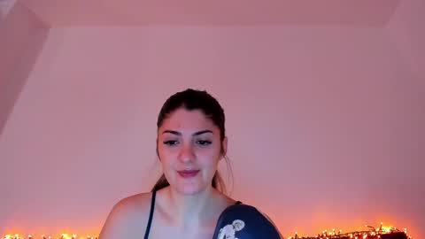 _just_a_simple_girl online show from February 21, 12:06 pm