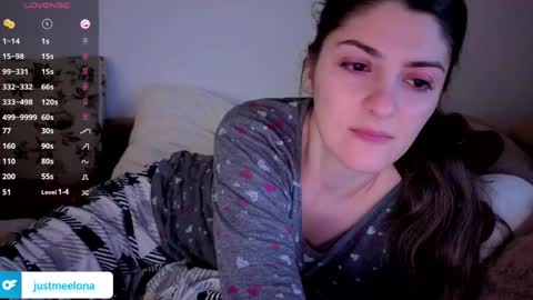 _just_a_simple_girl online show from May 1, 10:58 pm