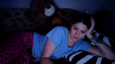 Snapshot of _just_a_simple_girl chatting on May 12, 1:25 am _just_a_simple_girl online show from May 12, 1:25 am