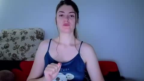 Snapshot of _just_a_simple_girl chatting on June 16, 5:54 am _just_a_simple_girl online show from June 16, 5:54 am