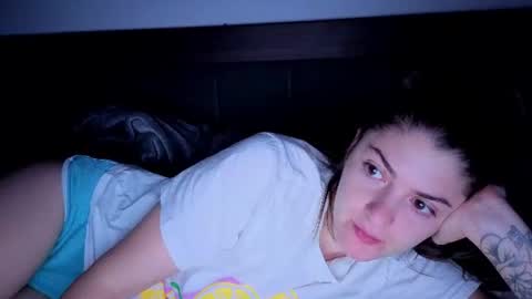 _just_a_simple_girl online show from July 12, 2:24 am