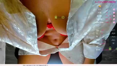 _justcallme_ online show from June 23, 10:24 am