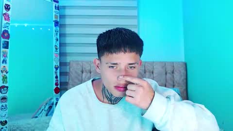 mod online show from December 19, 3:24 am