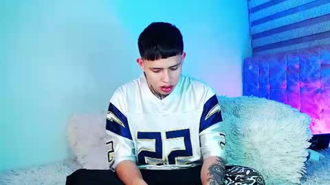 mod online show from July 11, 8:06 am