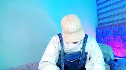 mod online show from July 18, 6:28 am